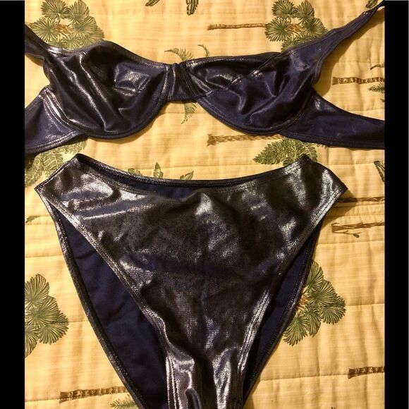 Great metallic blue/grey bikini by Nina in large - Picture 1 of 2